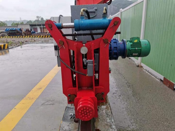 港口機械為什么必須安裝夾軌器？